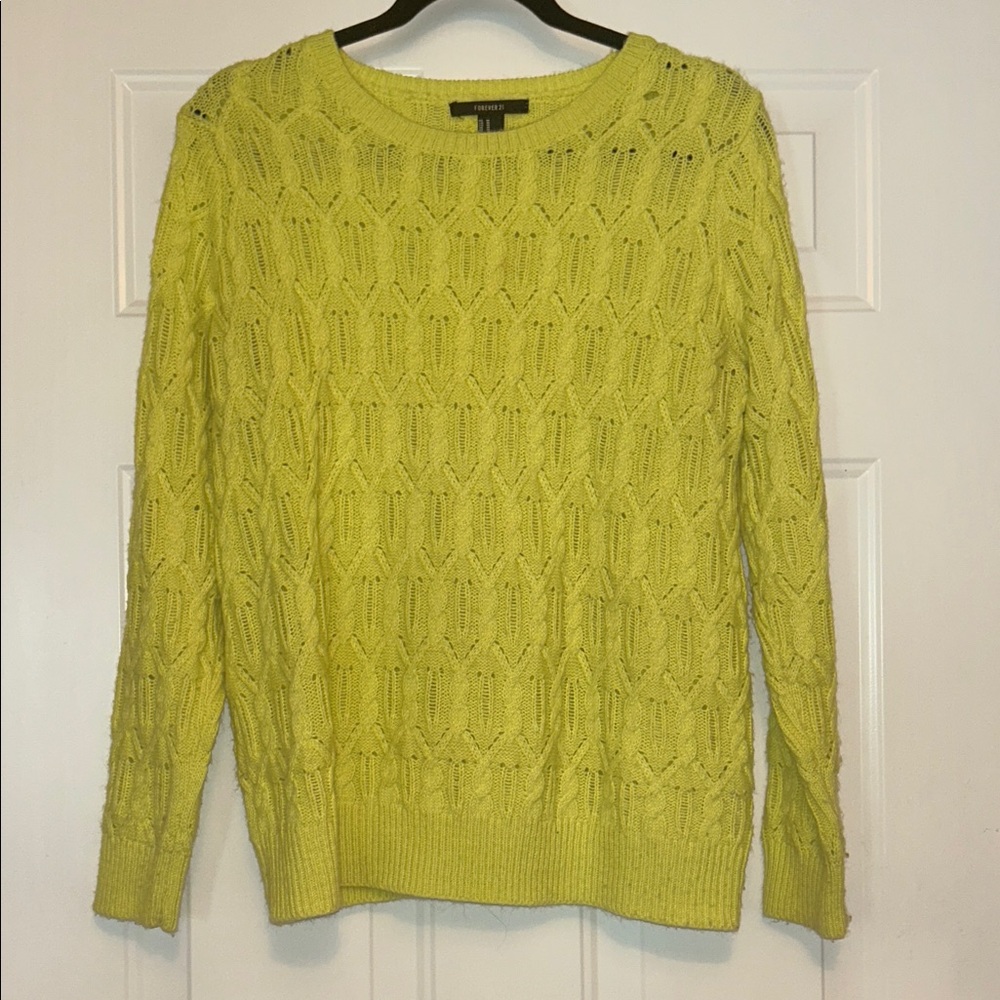 Forever 21 Cable Knit Women's Sweater M Yellow Classic Timeless Preppy Spring